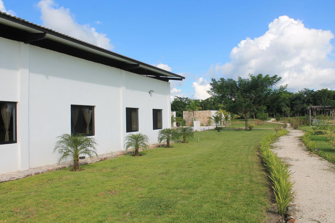 Real Primaveras Campestre Escárcega Екстериор снимка