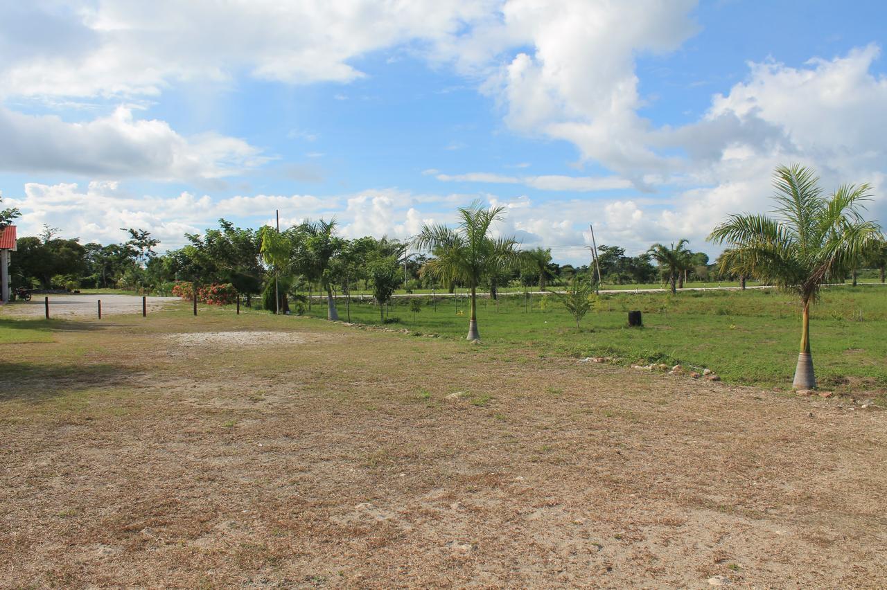 Real Primaveras Campestre Escárcega Екстериор снимка